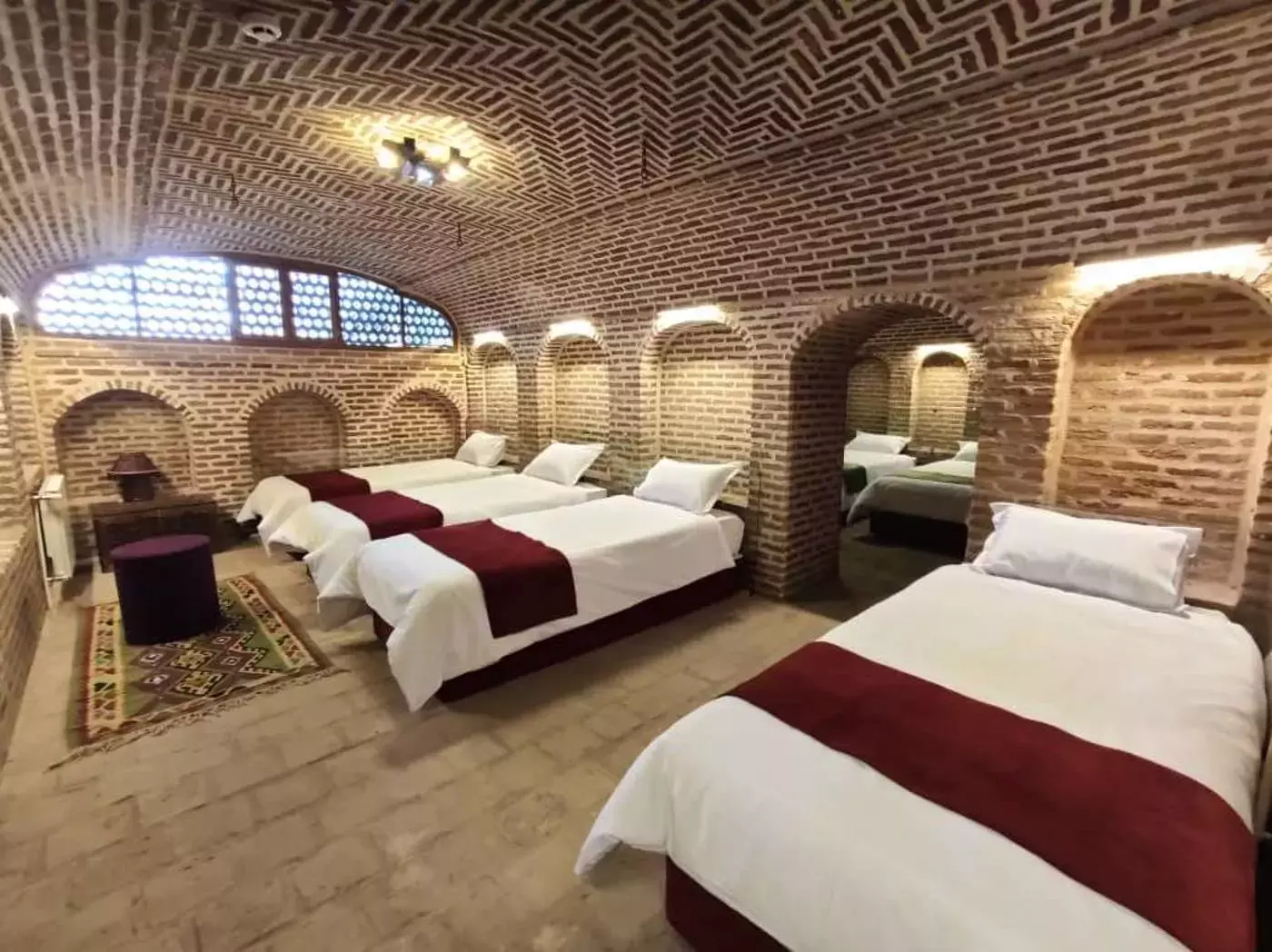 Alibaba https://cdn.alibaba.ir/ostorage/hotel-accommodation-images/688f5226ac13a7ed0d8655c4_چهارپنج نه تخت سرداب (1).webp